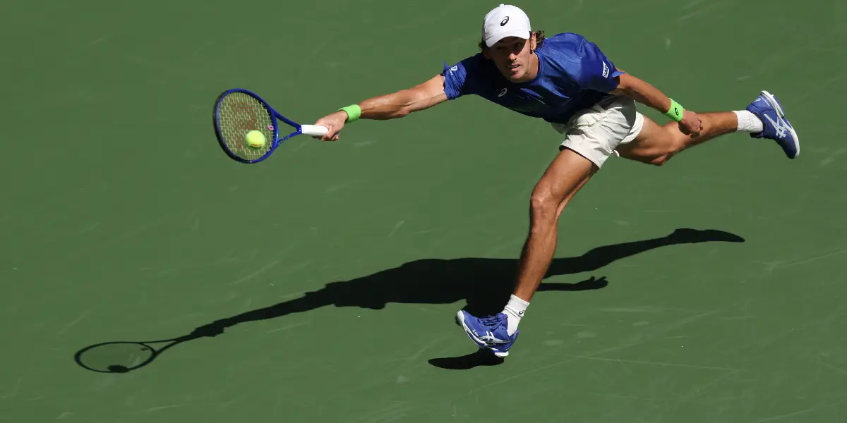 Alex de Minaur pronóstico Alcaraz - De Miñaur de los cuartos de final del Open de Australia 2026.