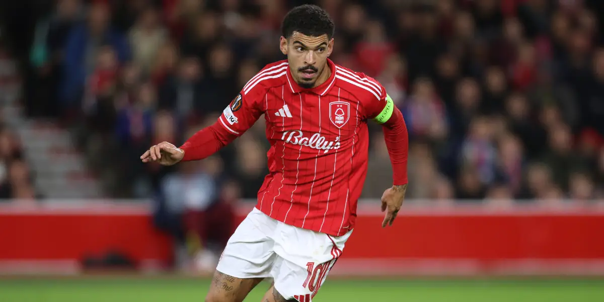 Morgan Gibbs-White pronóstico Nottingham - Aston Villa de la ida de semifinales de la Europa League 2025/26.