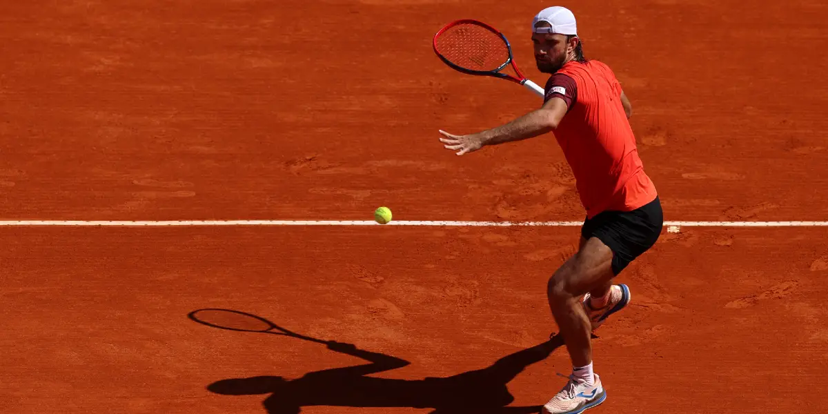 Tomas Machac pronóstico Alcaraz vs Machac Barcelona Open.